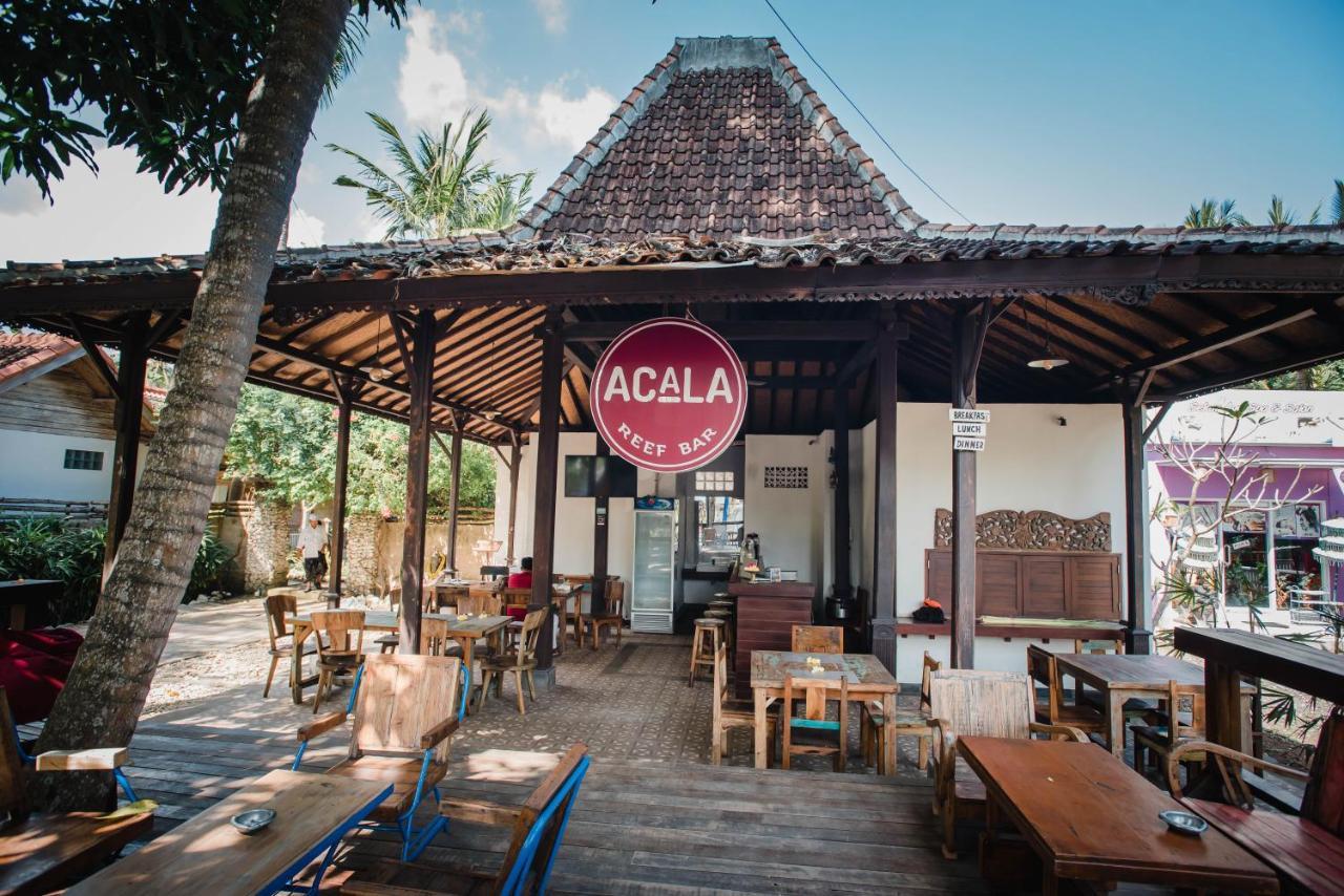 Acala Hostel & Reef Bar Toyapakeh Exteriör bild