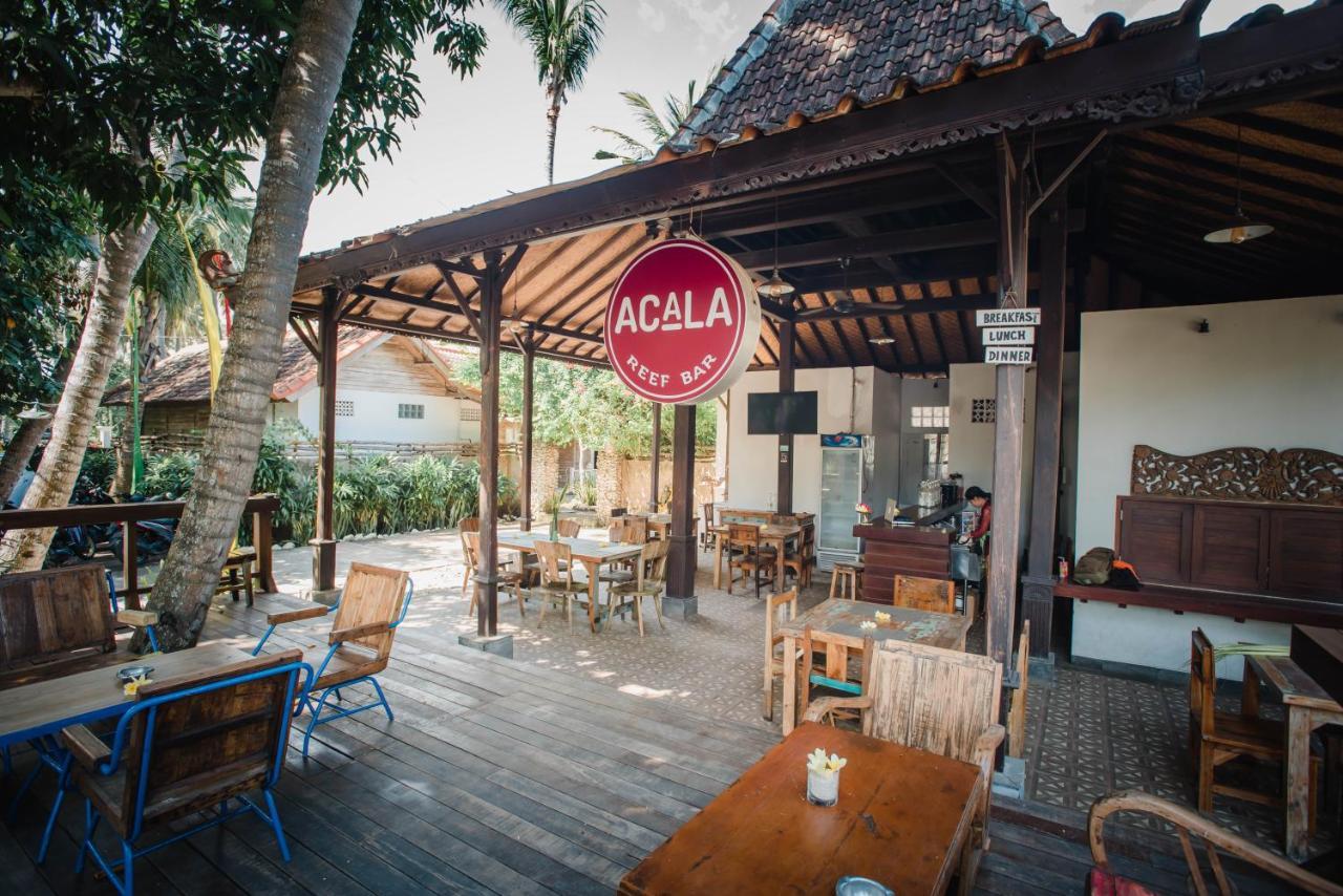 Acala Hostel & Reef Bar Toyapakeh Exteriör bild