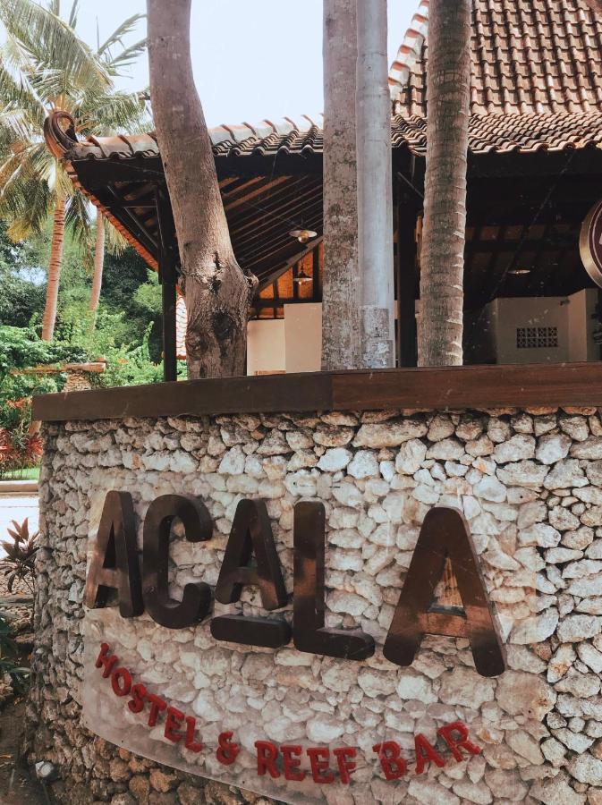 Acala Hostel & Reef Bar Toyapakeh Exteriör bild